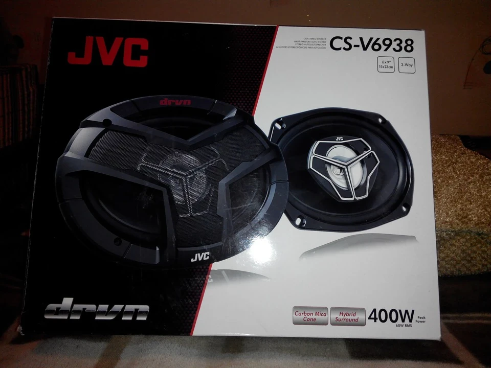 Задні динаміки, справа за малим...
