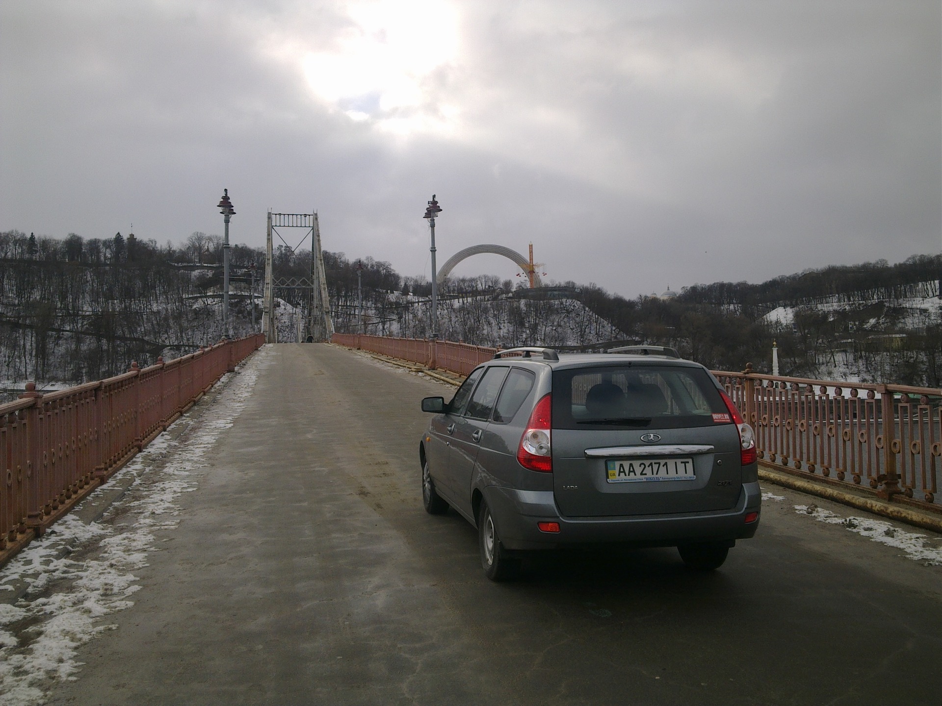 Фотосесія на пішохідному мосту. 4