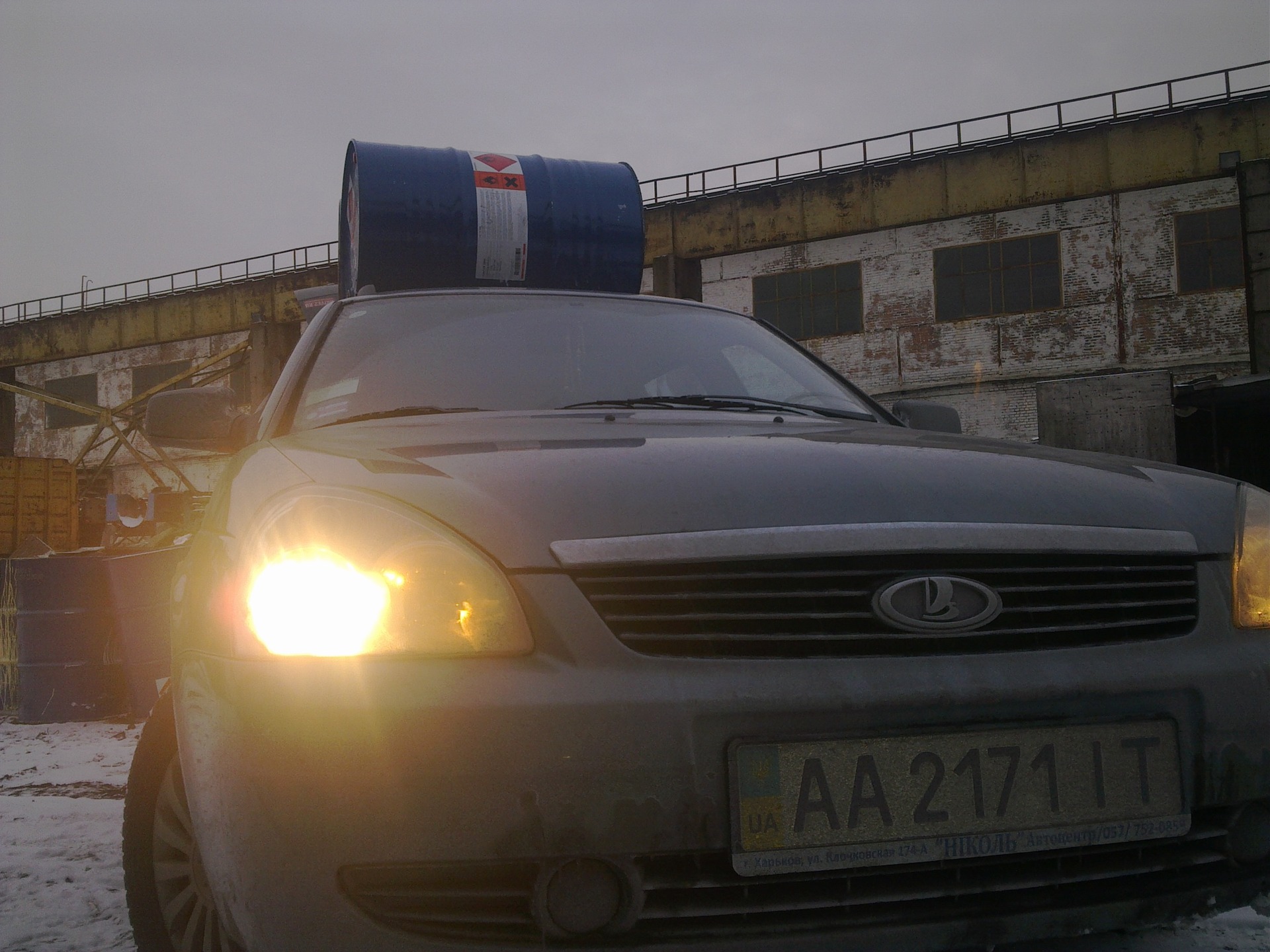 Як я утилізую баночки Red Bull))) 3