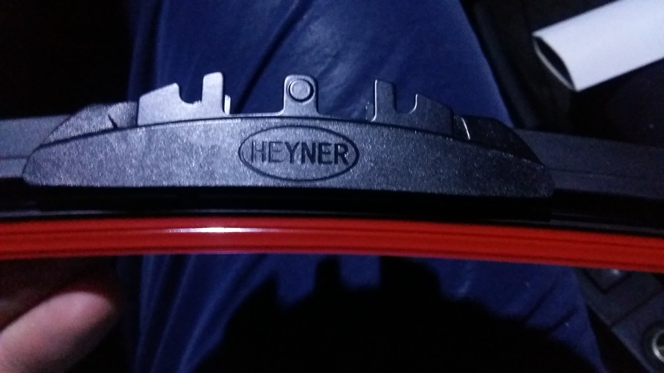 Нові двірники HEYNER 1