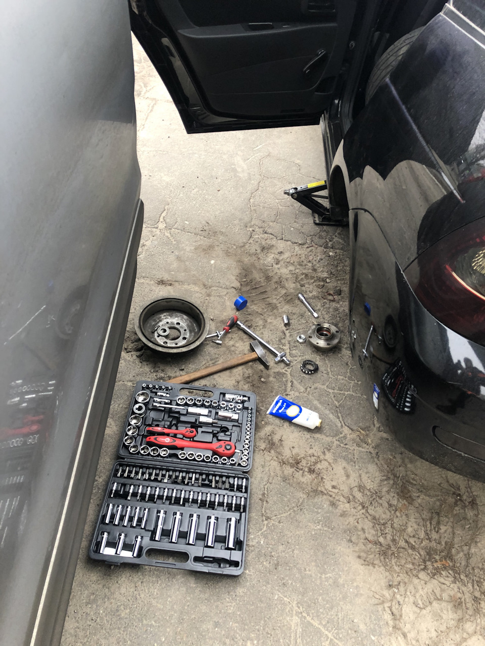 Goodyear UltraGrip Performance+ 195/50 R15 3
