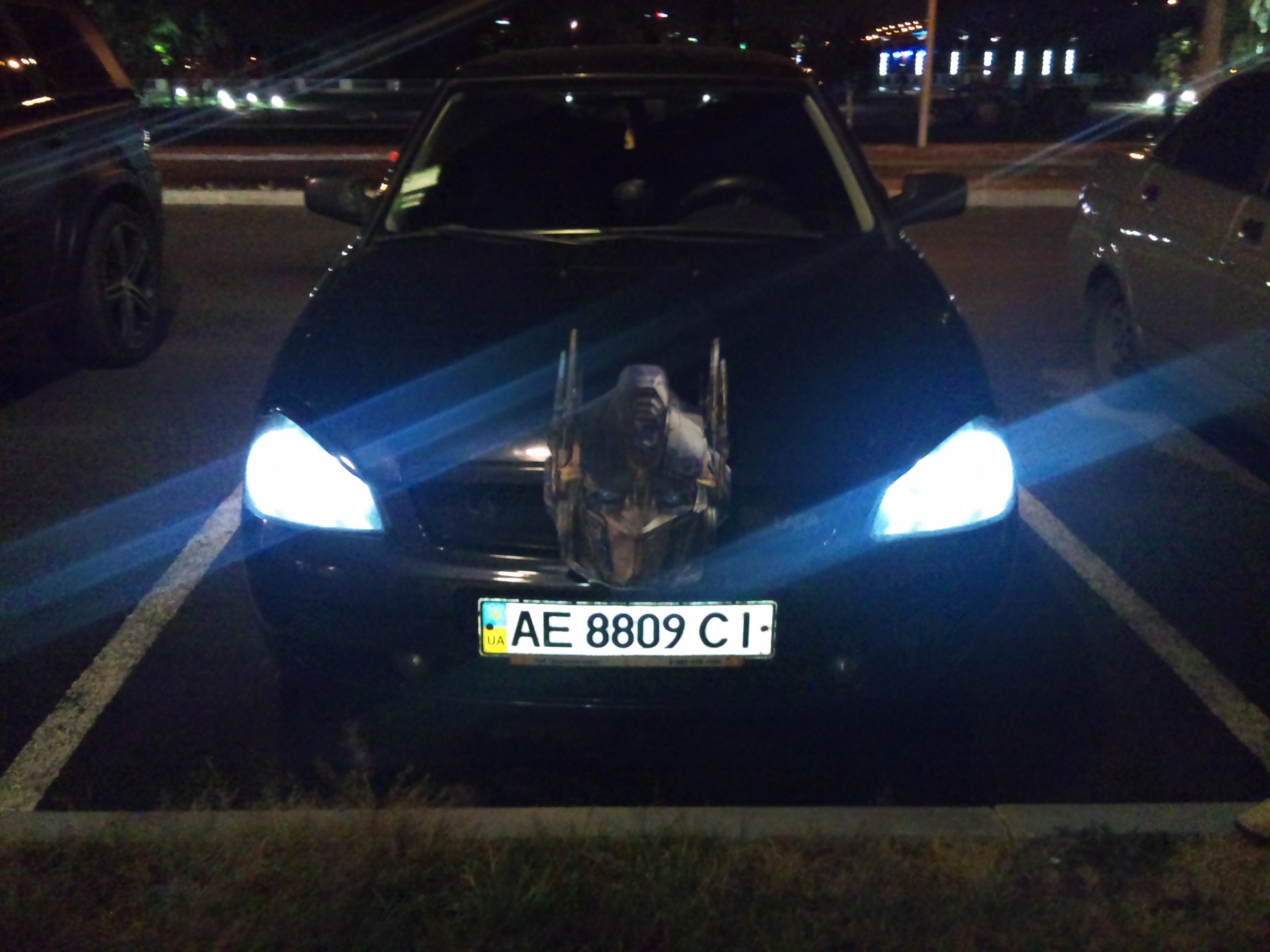 Трансформери-4, новий автовазбот) 1