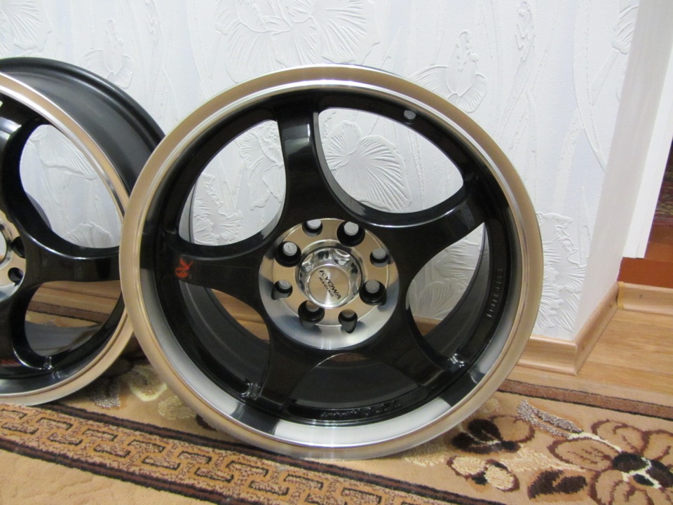 Купив диски Kyowa Racing R15 1