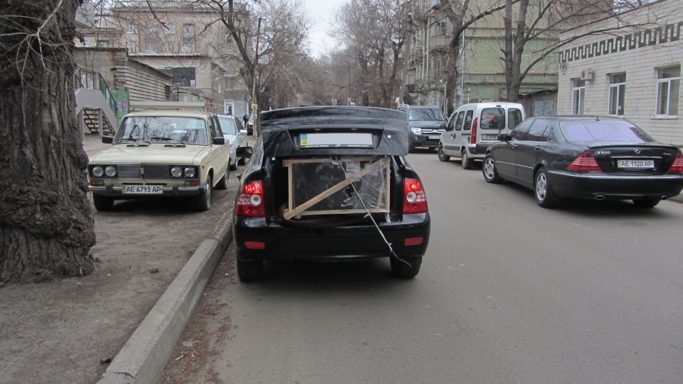 Задній бампер від пріору спорт купе 2