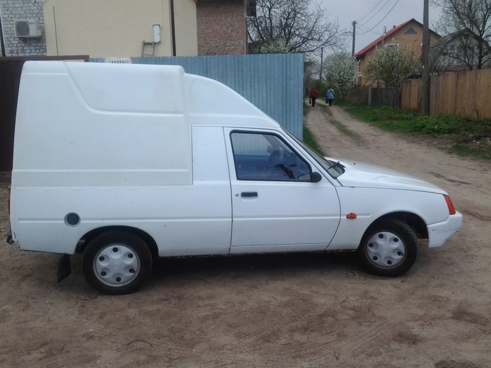 У Пріоріка з'явився дружок Tavrolet)) 2