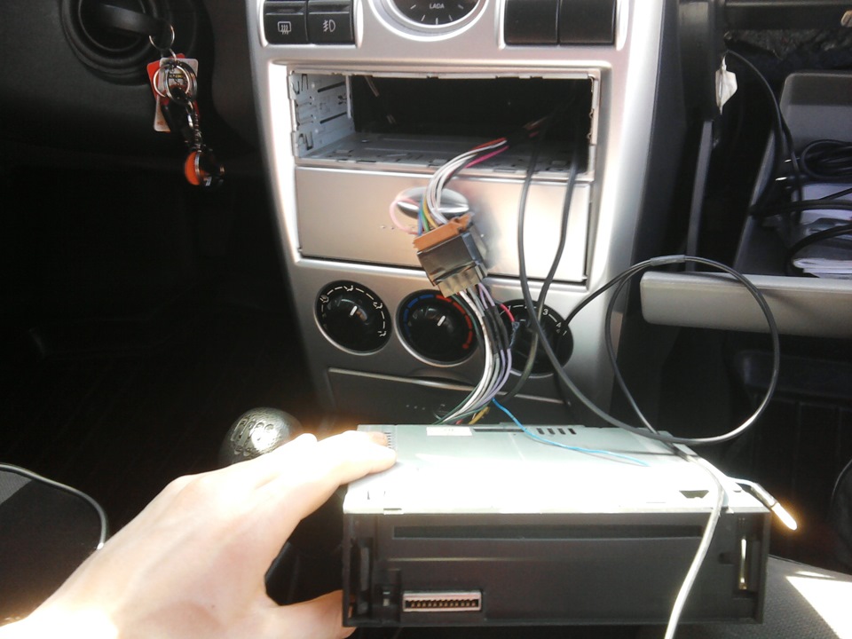Встановлення антенки BLAUPUNKT)) 3