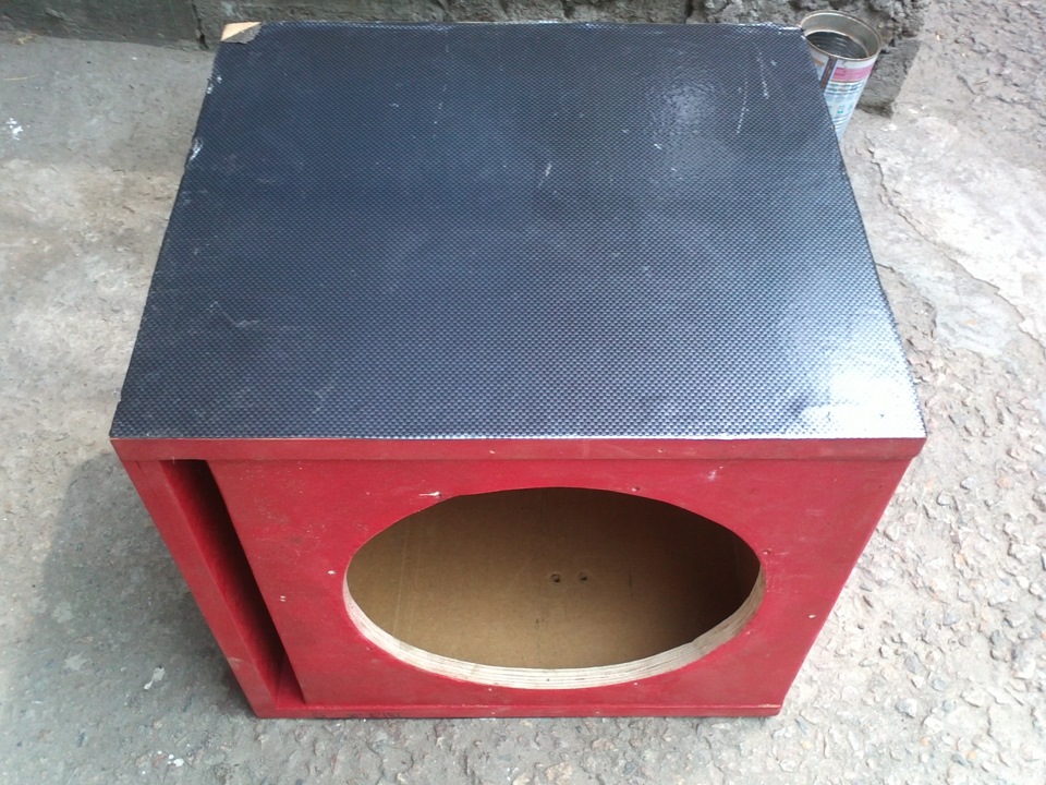 Feshion collection box under the subwoofer 2013 1