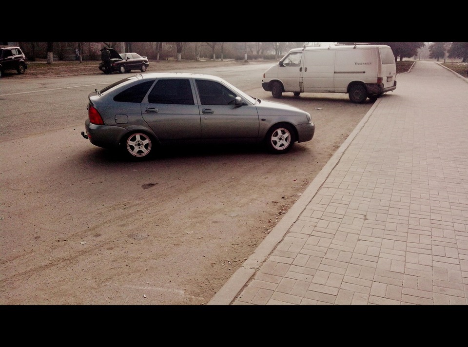 взув літні тапки. 2