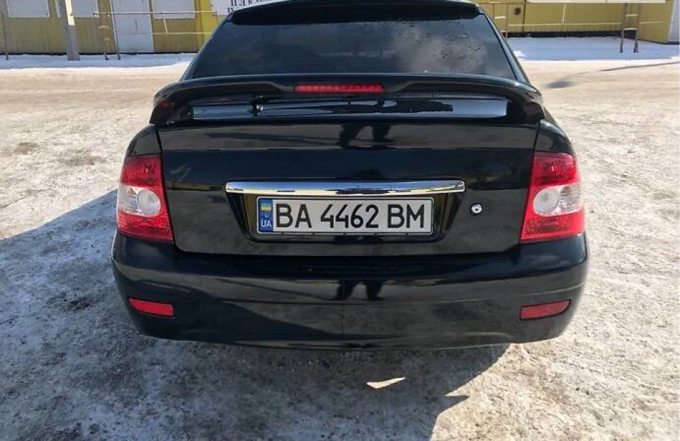 Спойлер від Ваз 2112 на пріору хетч