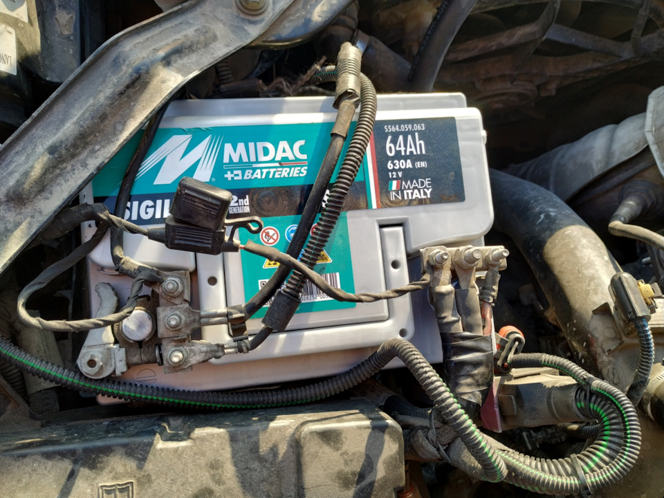 Новий АКБ MIDAC S2 Sigillum 64Ah 2