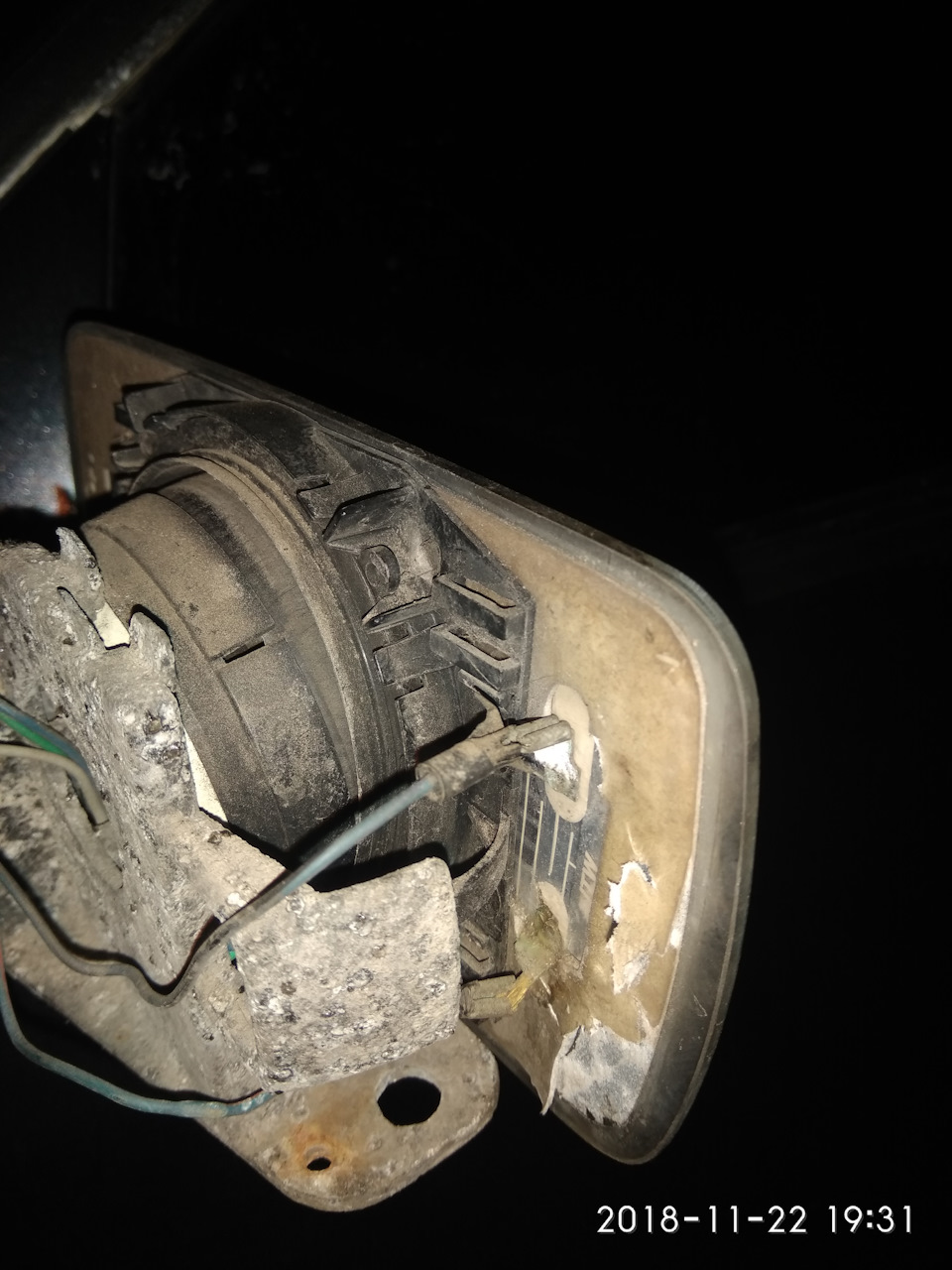 Обігрів дзеркала заднього виду 4