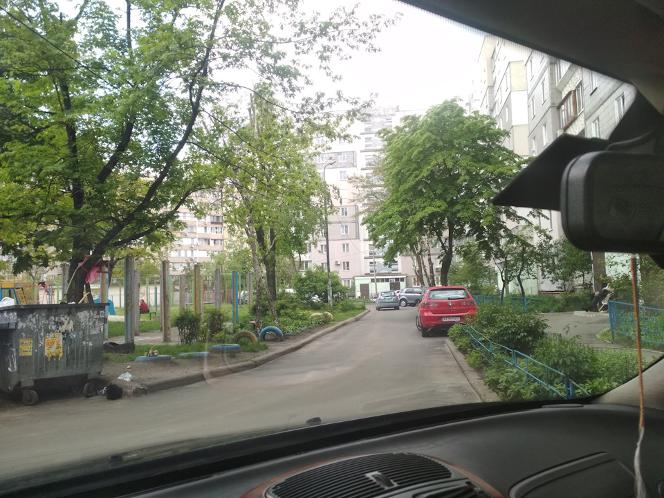 Сама обновка! Нове лобове скло. 3