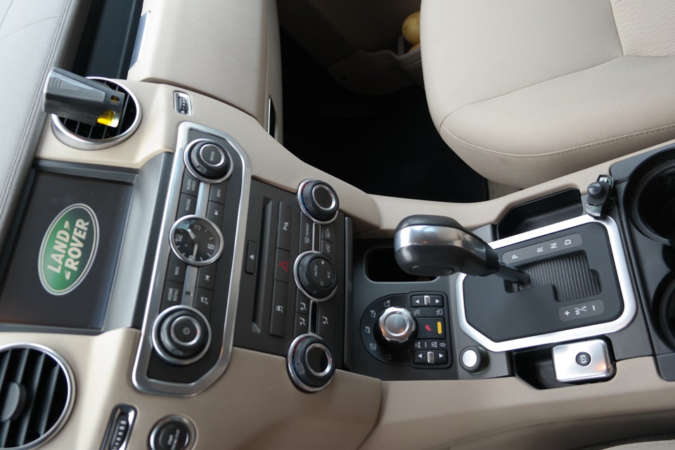 Продаю Land Rover Discovery 3.0 дизель 5