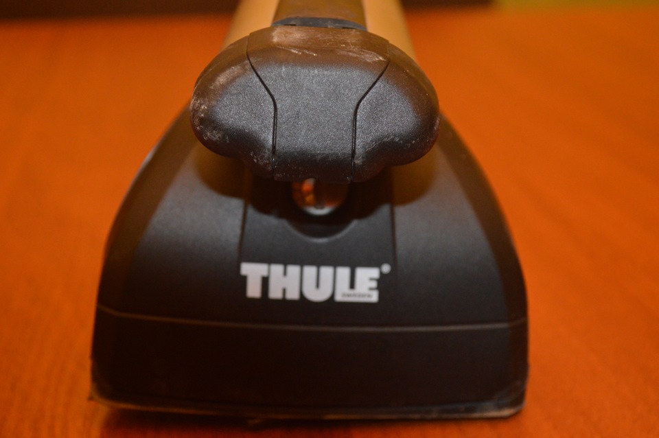 Кріплення маркізи до рейлінгів Thule Aerobar 2