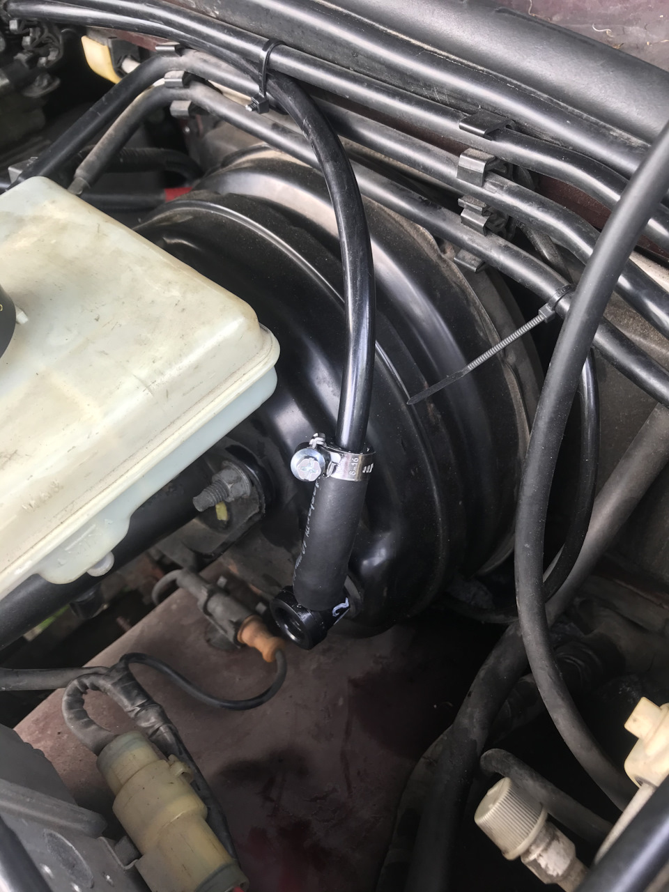 Вакуумна трубка гальм 3