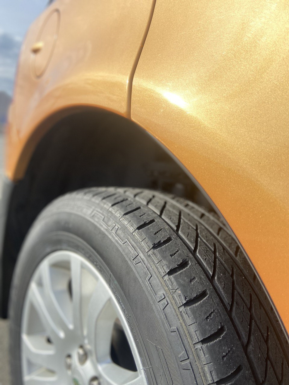 Nitto Crosstek 2 245/60/18 + TPMS 4
