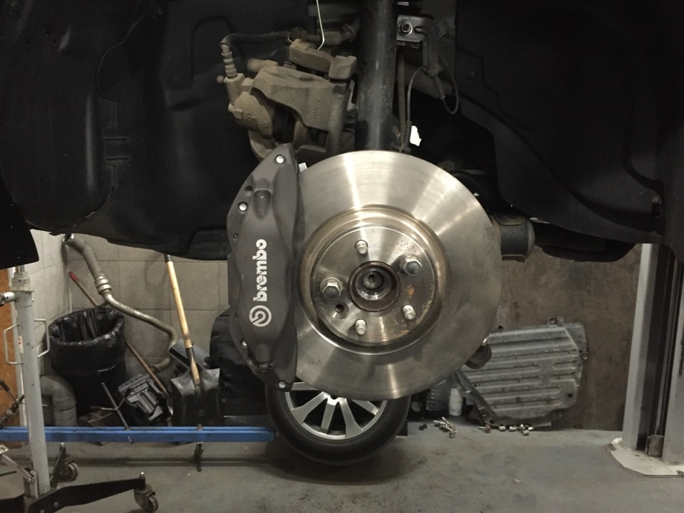 Чергові примірки 4-х поршневих Brembo. 2