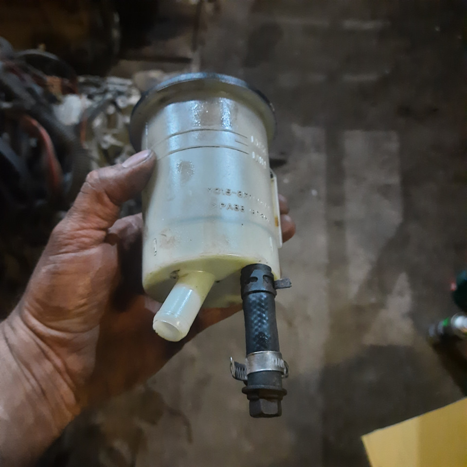 RRS 4.2 SC та бачок ГУР 5