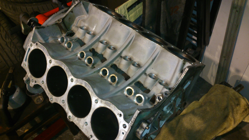 V8 3.9 Custom 4