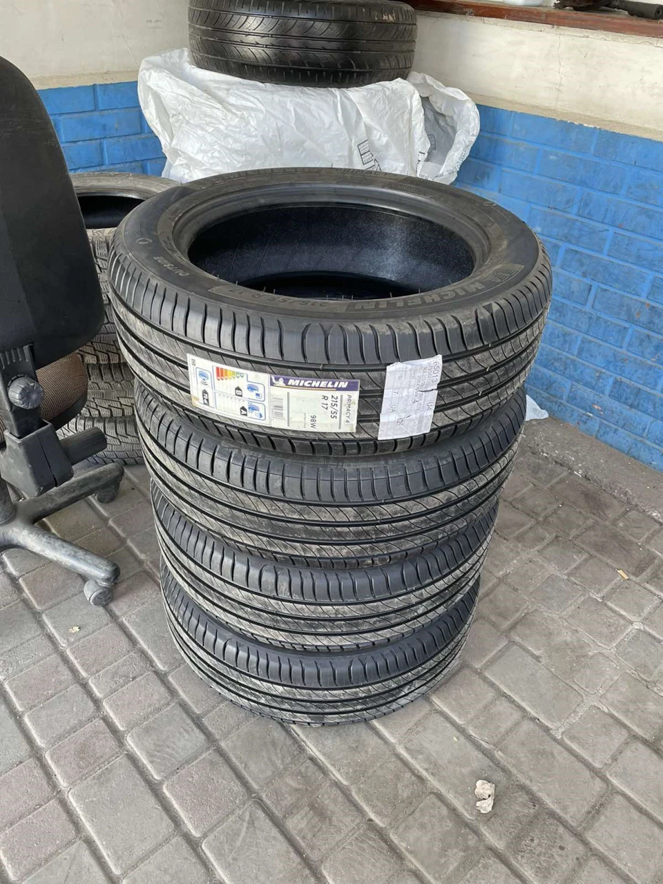 Перевзувся на літо - Michelin Primacy 4 XL 215/55/R17
