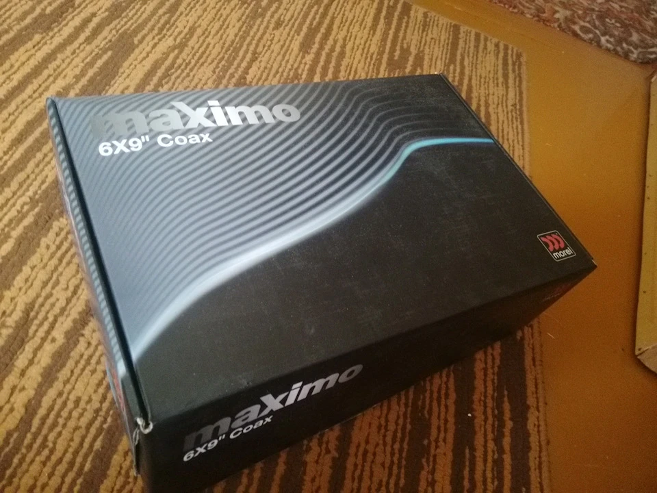 Заміна динаміків у передніх дверях на Morel maximo coax 6x9