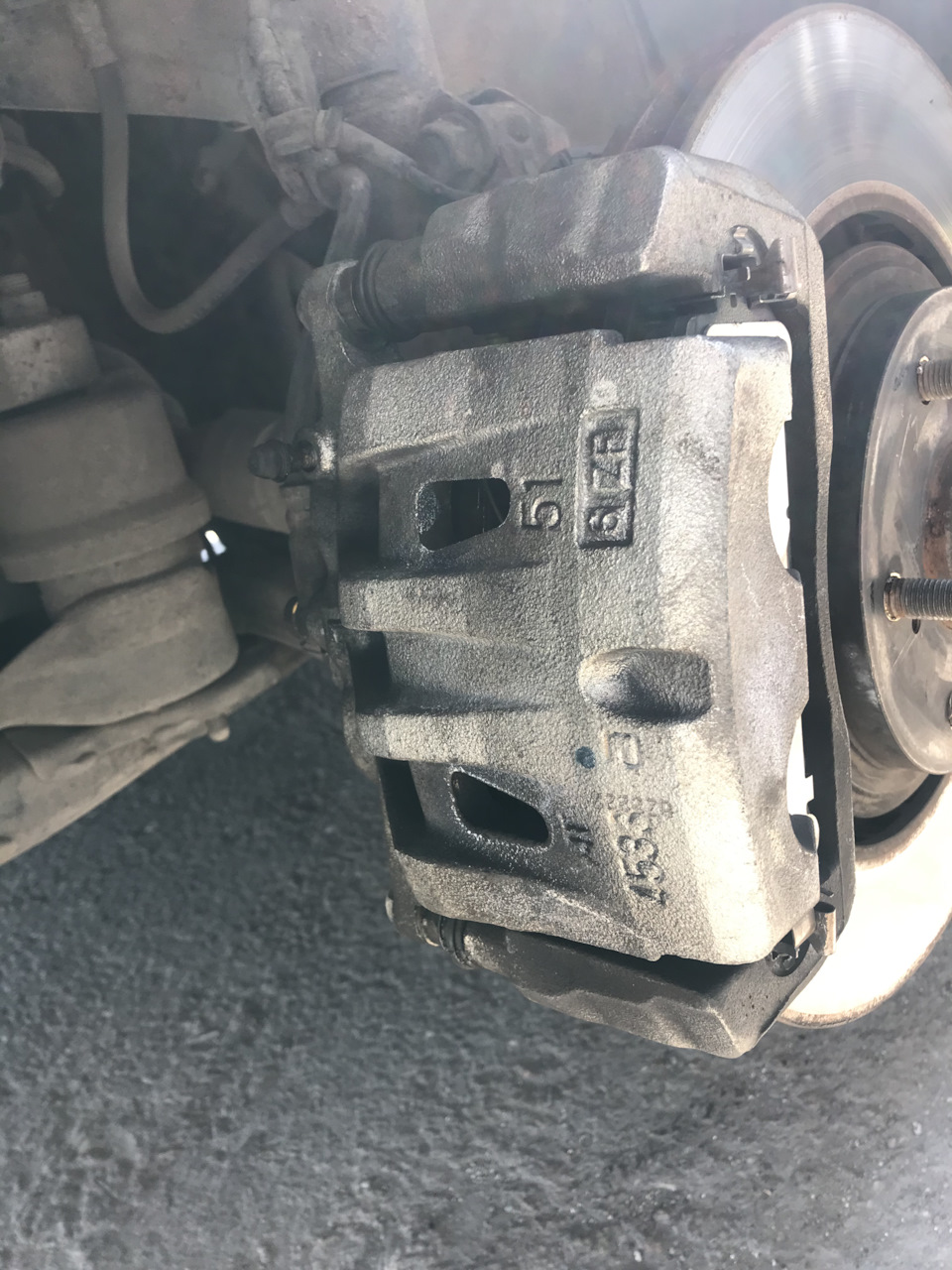 Доробка гальм. Двопоршневі супорти від RAV4 IV або RX350 IV 5