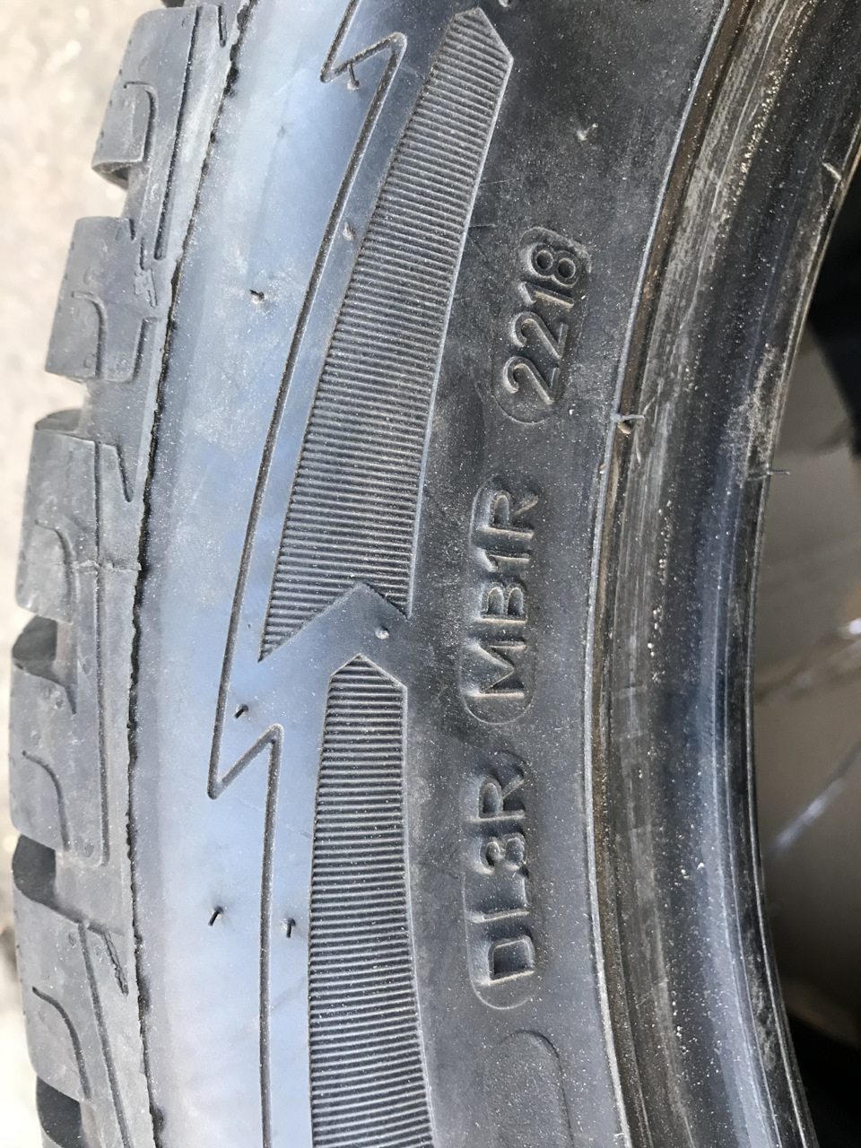 Зимова гума Goodyear UltraGrip Performance 215/55/17 3