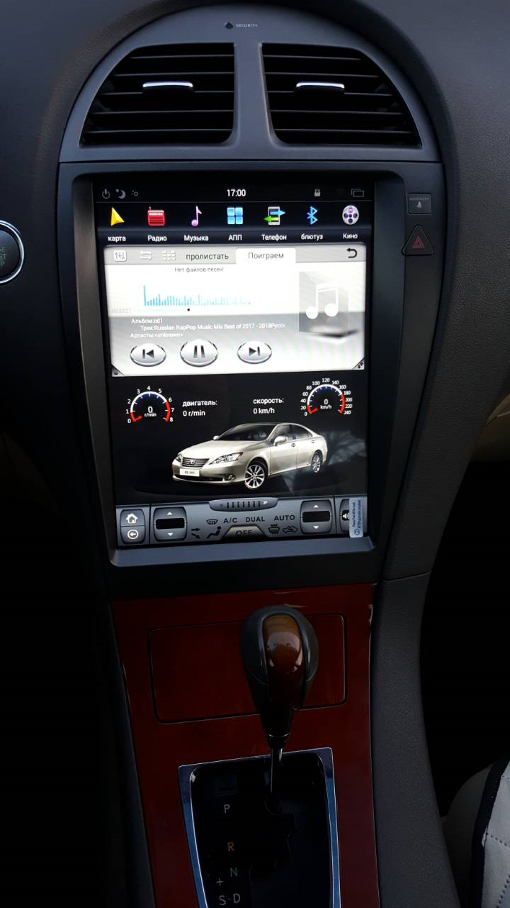 Поставив Tesla магнітолу 4