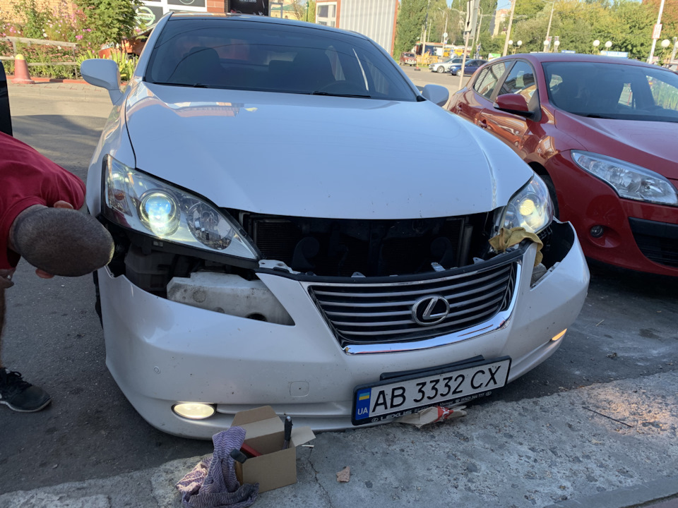 Заміна штатних лінз! Заміна амортизатора капота. 5