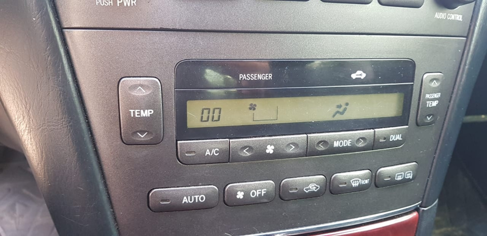 Мигає A/C на кліматі. Заміна реле. Заправка фріону. 1