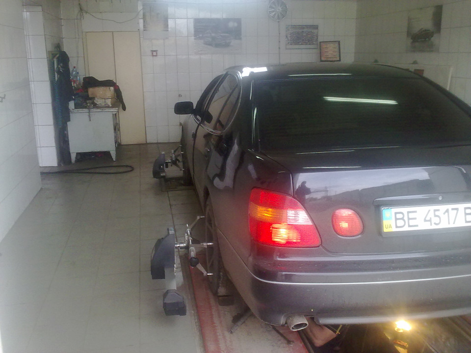 Задні плаваючі сайлент-блоки від HYUNDAI 1