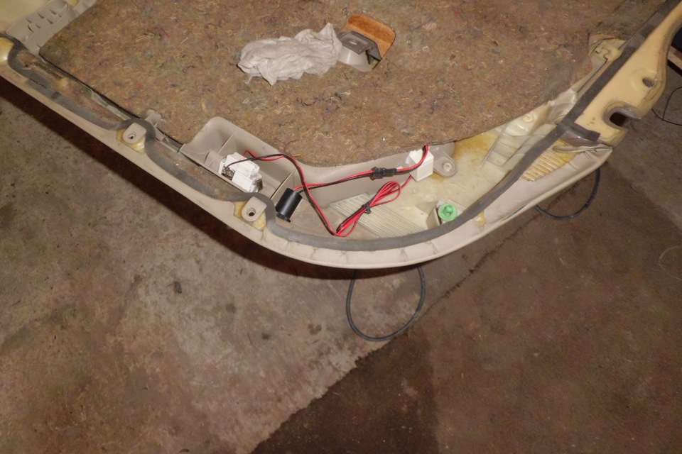 установка Led проекту в двері 2