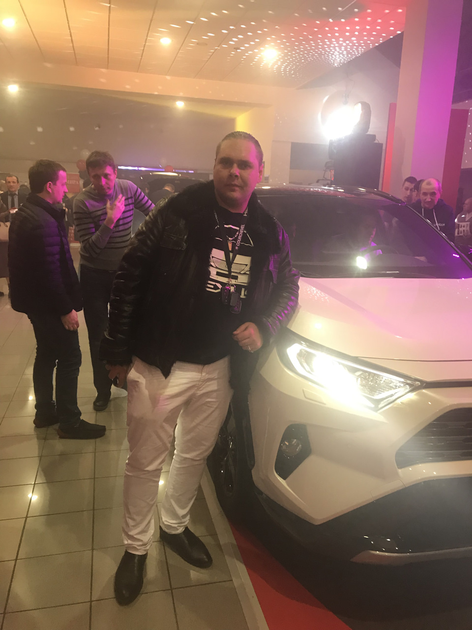 Лексус Пантера - на презентації нового RAV-4! 3