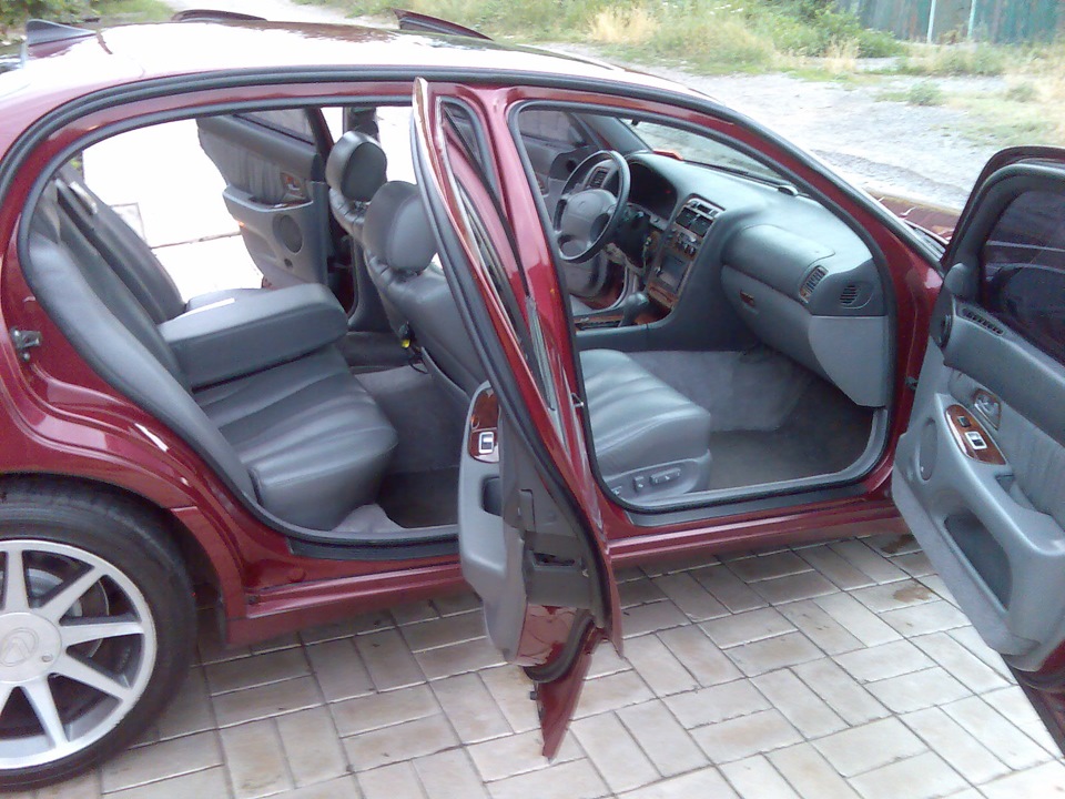 GS 300 T3JL салон 2