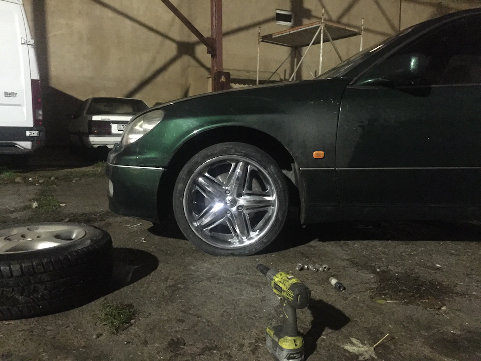 Диски DUB R 18 8J 5