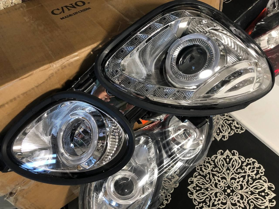 Передні нові Фари LED 5