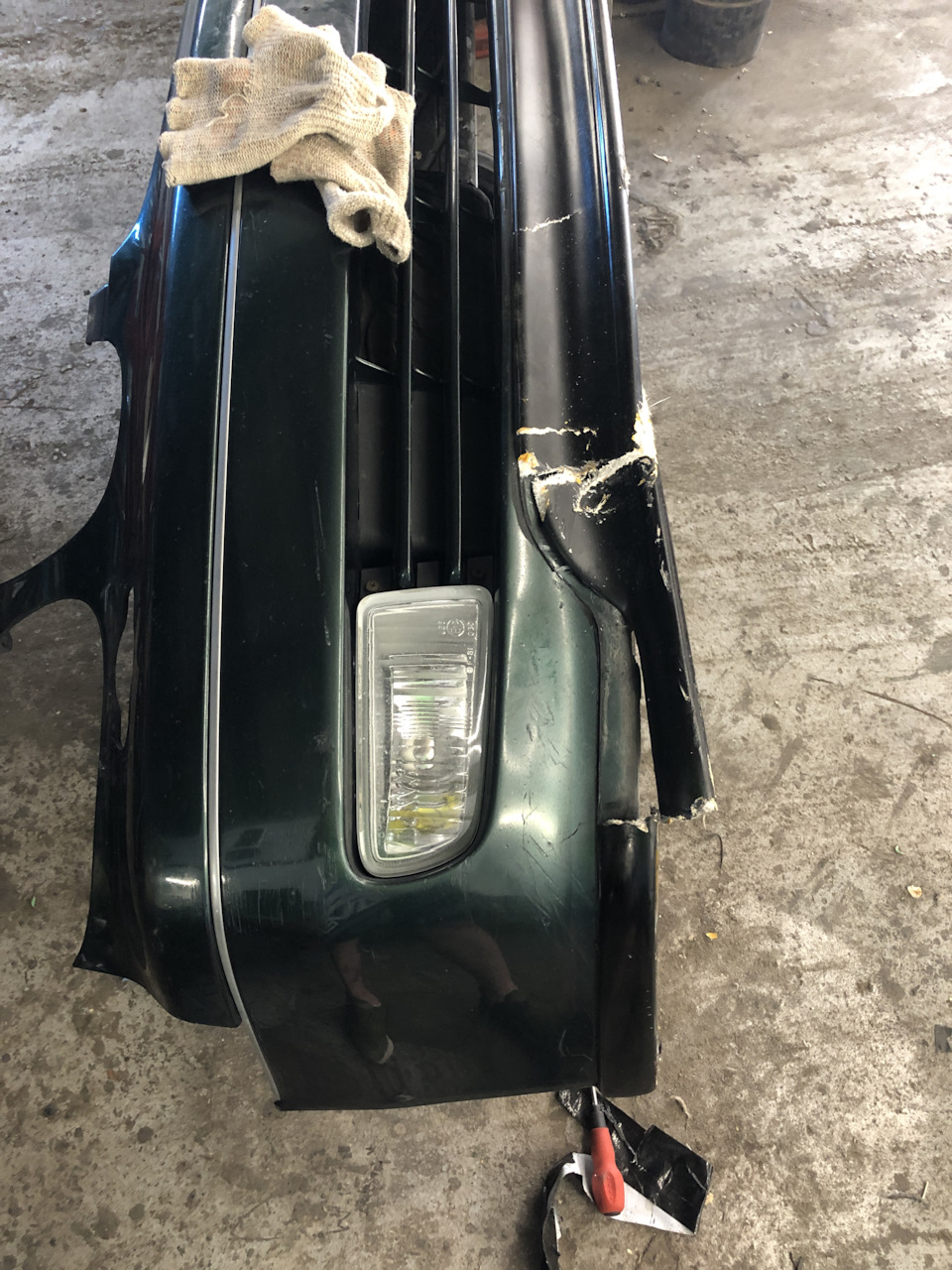 Ремонт переднього бампера lexus gs300 160 2