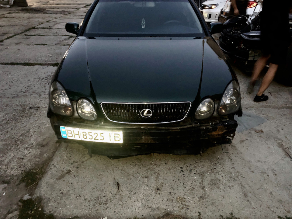 Ремонт переднього бампера lexus gs300 160 5