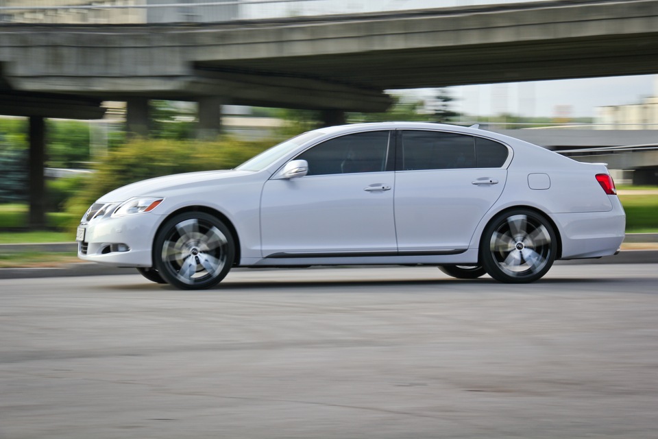 Lexus gs 350 awd у переміщенні… R20 wheels… 1