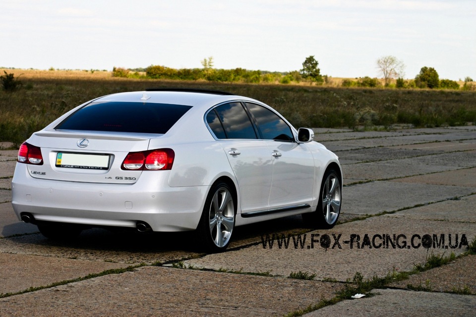 Lexus GS 350 + Mitsubishi EVO 9 5