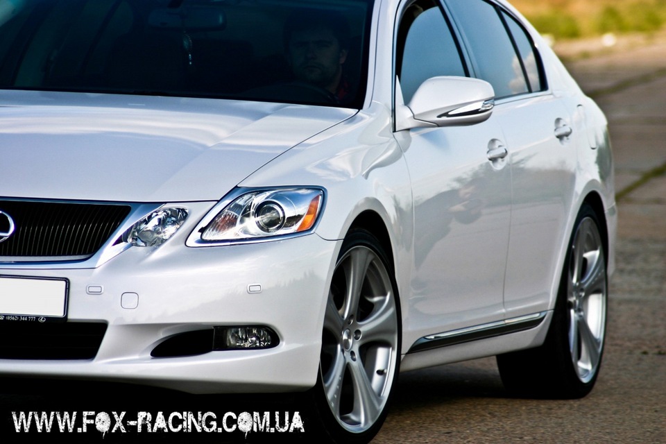 Lexus GS 350 + Mitsubishi EVO 9 1