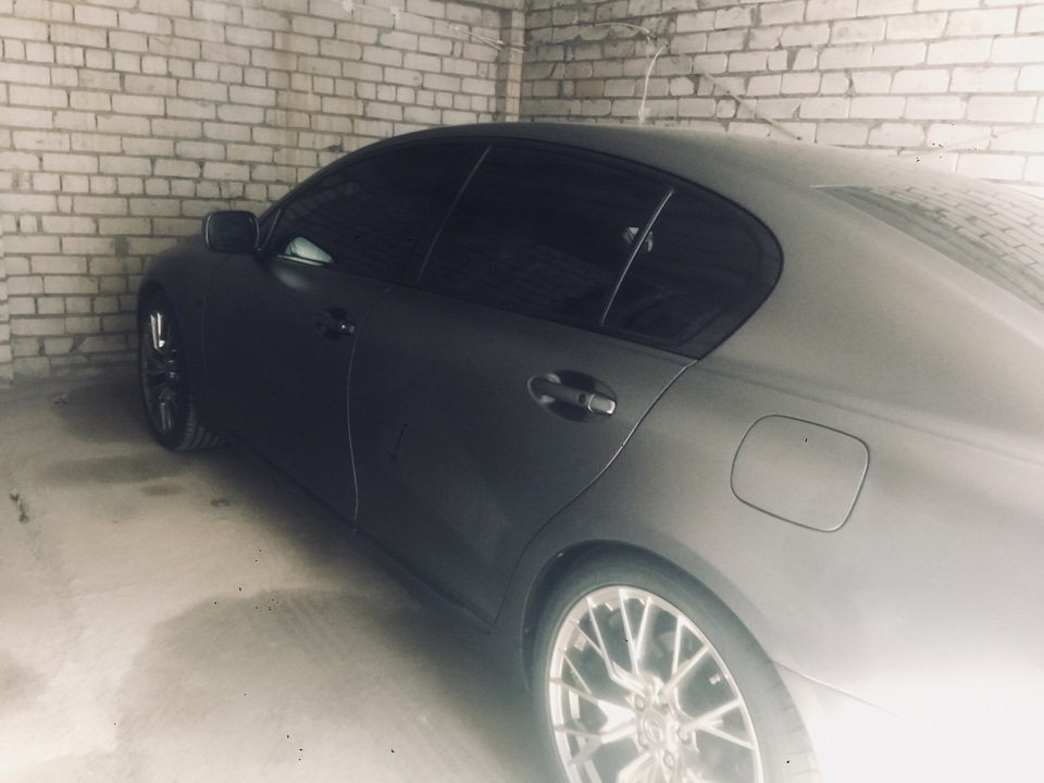 Lexus обзавівся гаражем. :) 4