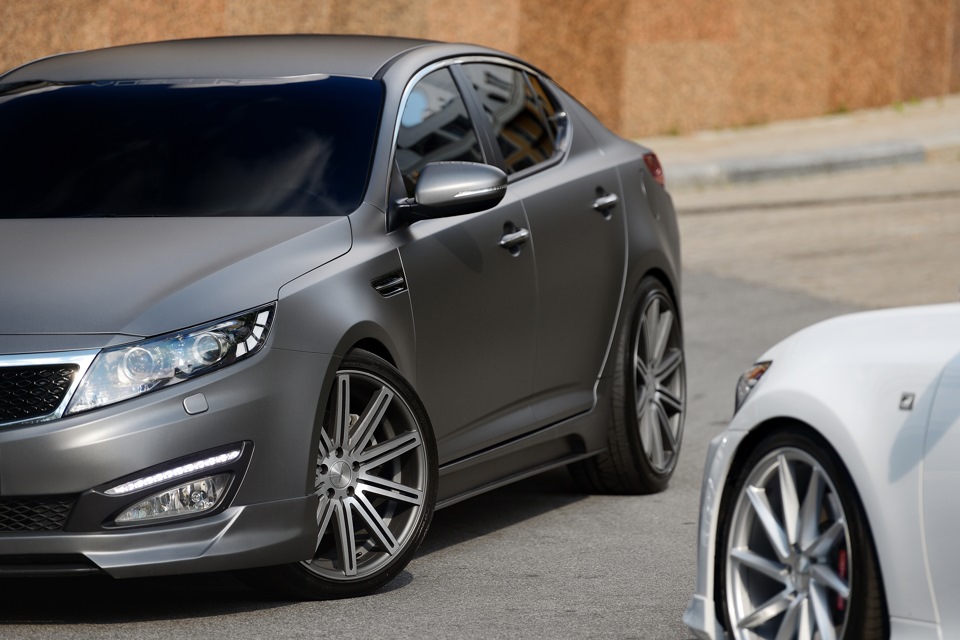 Lexus gs F-sport & Kia Optima Matte 1