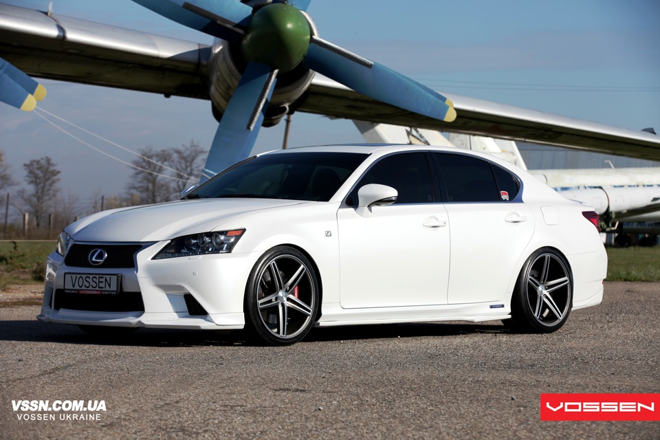 Нове фото Lexus GS 450h Vossen & Wald 5