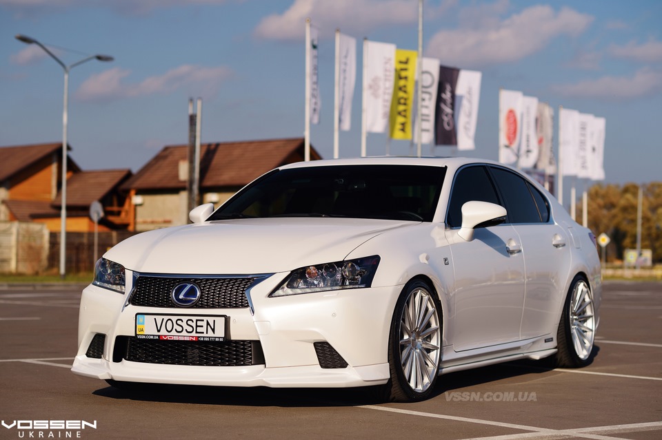 Оновлені Фото на Lexus WALD Executive Line 3