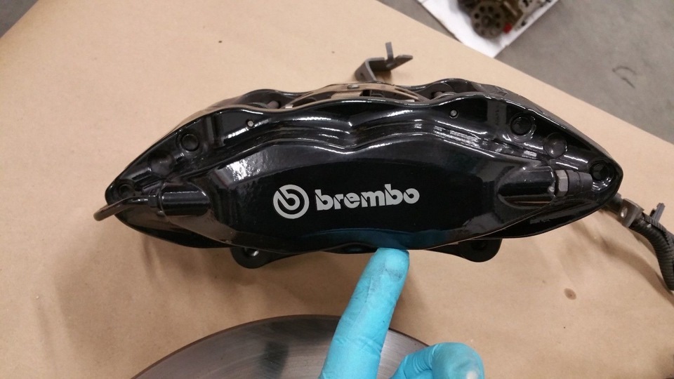 11. Гальма Brembo від Shelby GT500 4