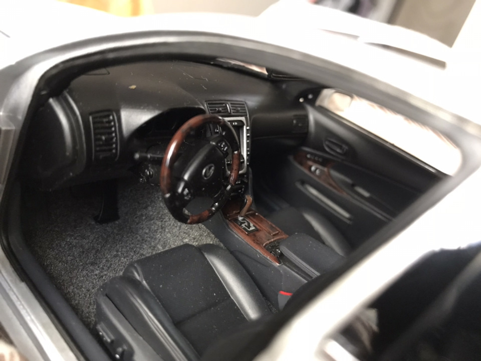 Lexus GS 1:18 5