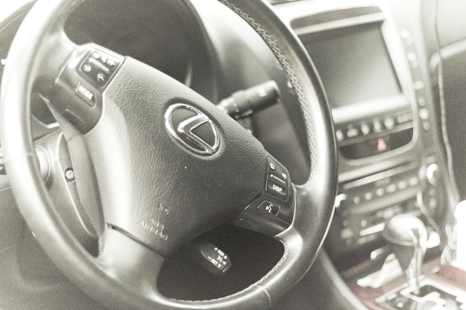 Lexus на природі 5
