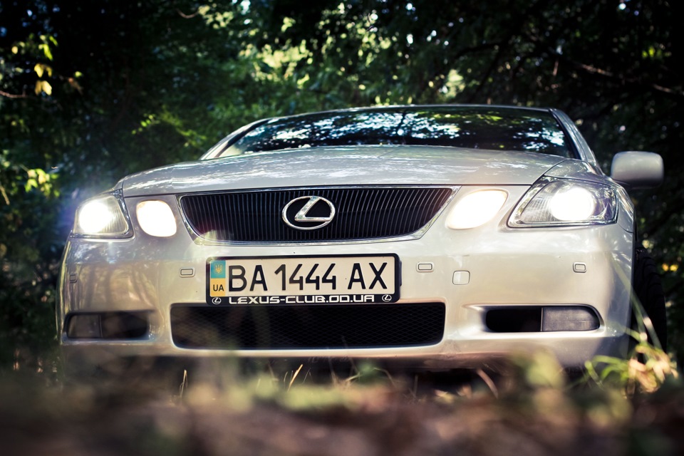 Lexus на природі 1