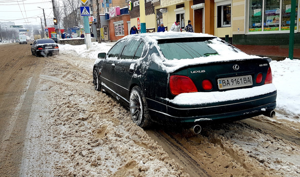 Нарешті, то пішов нормальний сніжок)) 2